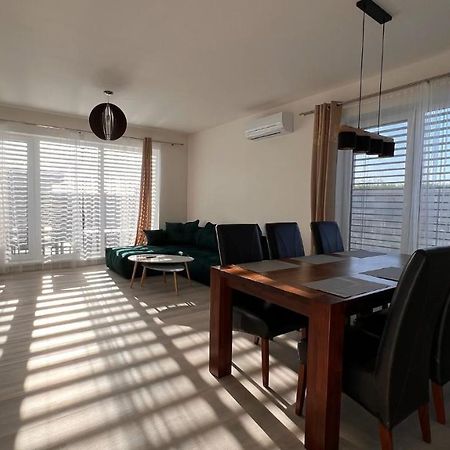 Klimatizovany Apartmanovy Dom S Virivkou, 9B Βίλα Janosikova Εξωτερικό φωτογραφία