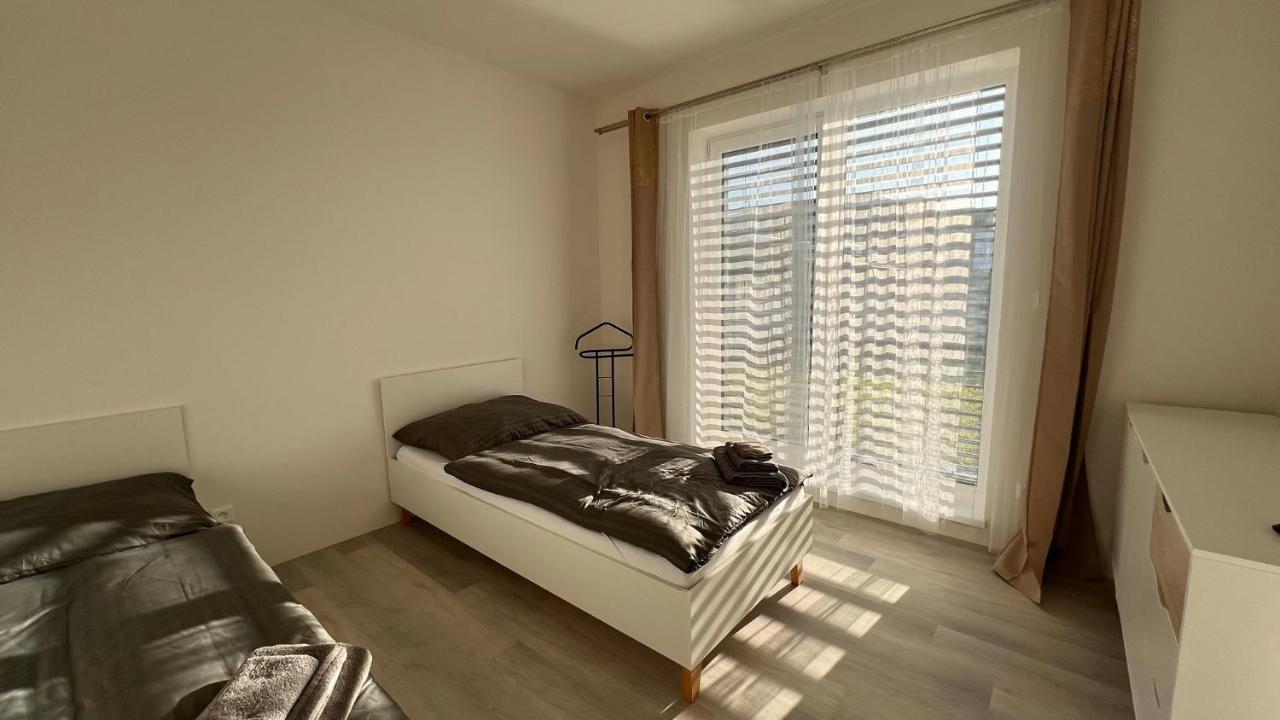 Klimatizovany Apartmanovy Dom S Virivkou, 9B Βίλα Janosikova Εξωτερικό φωτογραφία